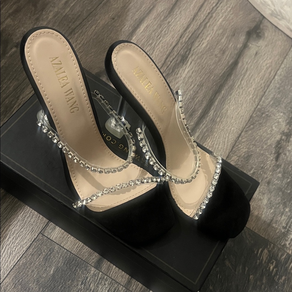Azalea Wang Black Women's Shoes with Silver Accents